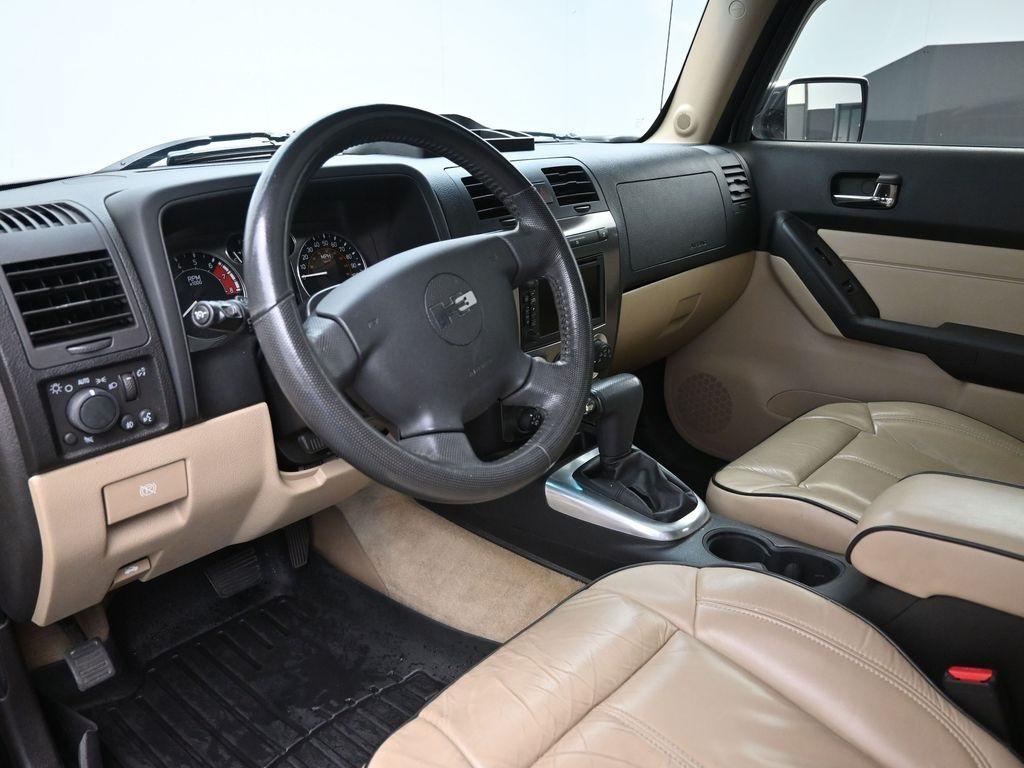 used 2010 Hummer H3 car, priced at $13,891