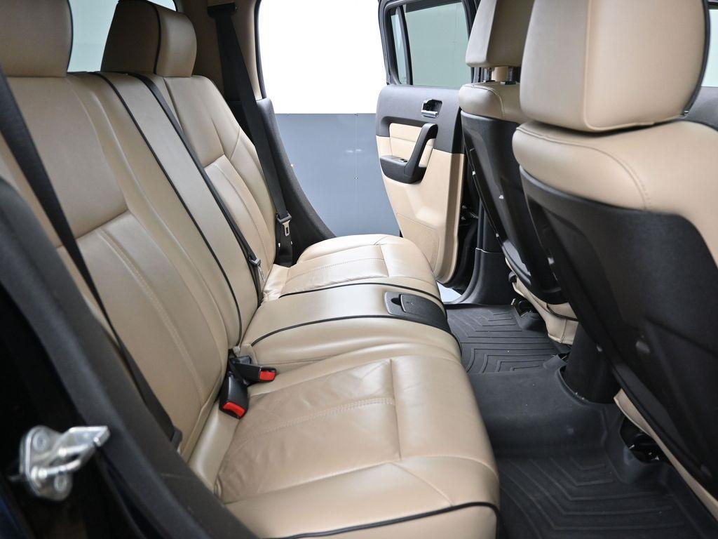 used 2010 Hummer H3 car, priced at $13,891