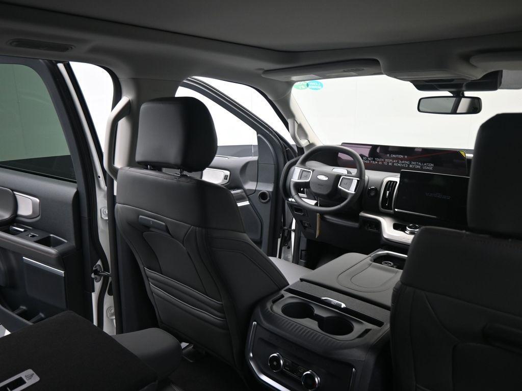 new 2025 Ford Expedition car, priced at $63,635