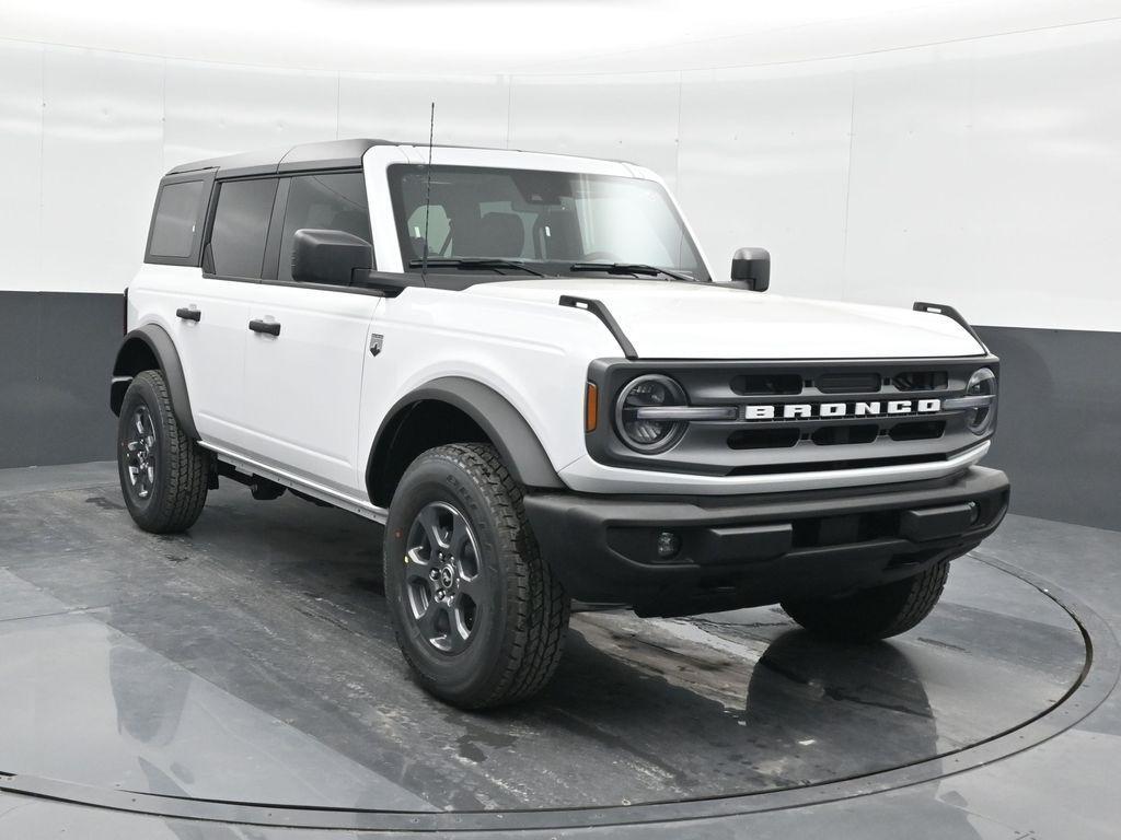 new 2024 Ford Bronco car, priced at $44,632