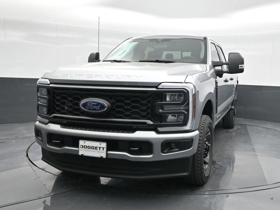 new 2024 Ford F-250 car, priced at $63,427