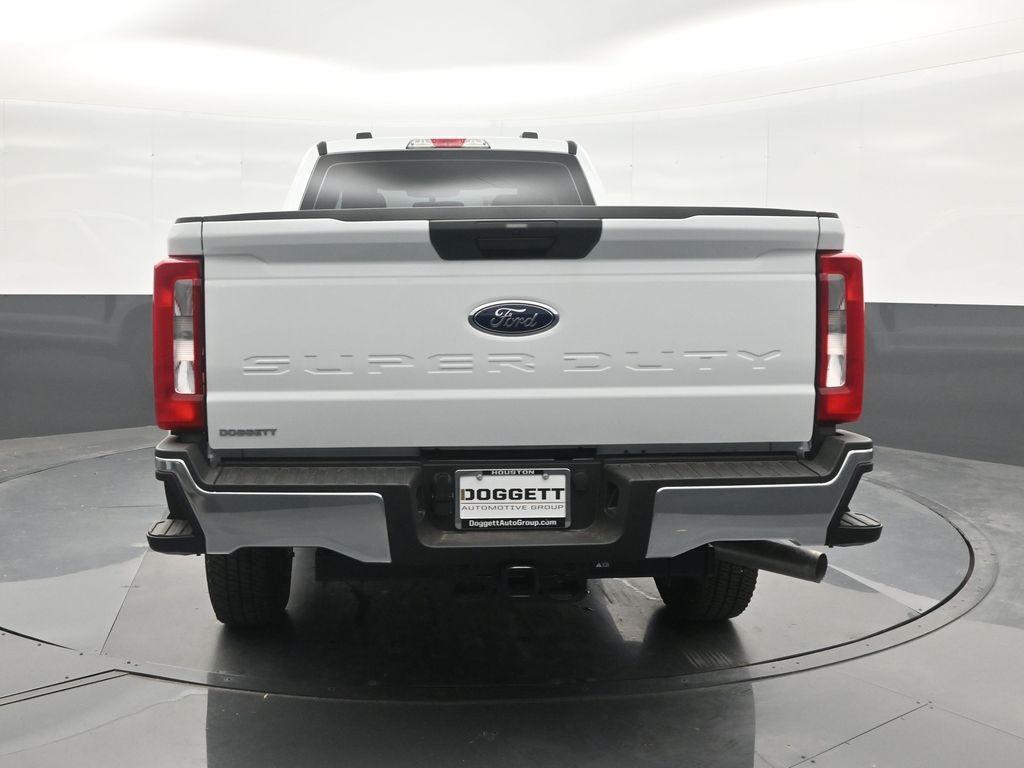 new 2025 Ford F-250 car, priced at $46,022