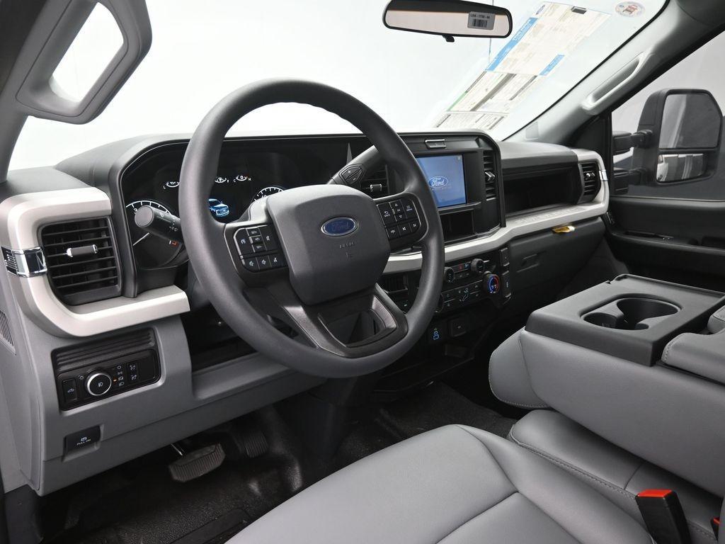 new 2025 Ford F-250 car, priced at $46,022