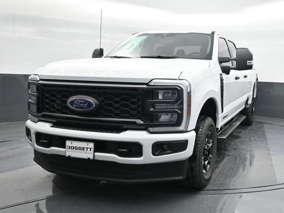 new 2024 Ford F-350 car, priced at $68,419