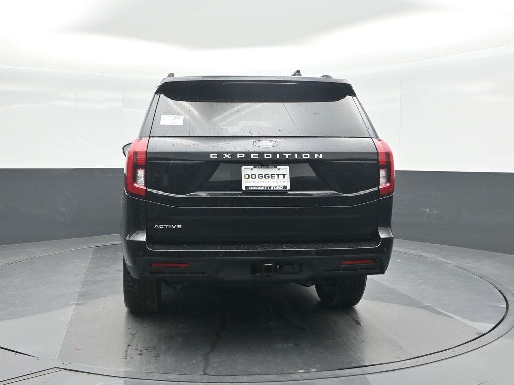 new 2025 Ford Expedition car, priced at $65,326
