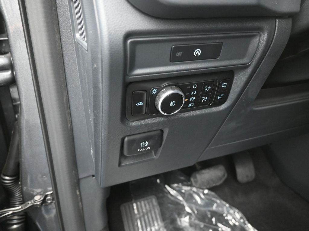 new 2025 Ford F-150 car, priced at $55,363