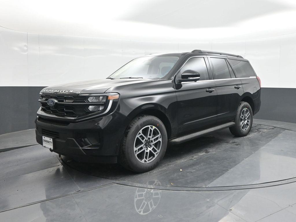 new 2025 Ford Expedition car, priced at $68,965