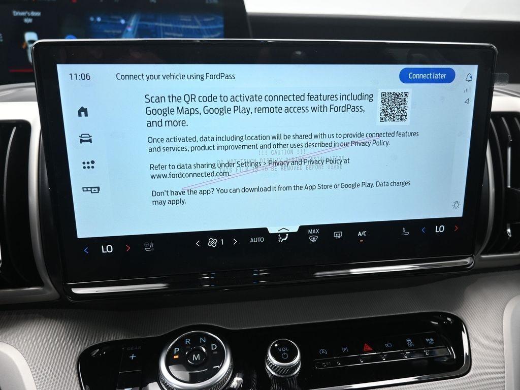 new 2025 Ford Expedition car, priced at $68,965