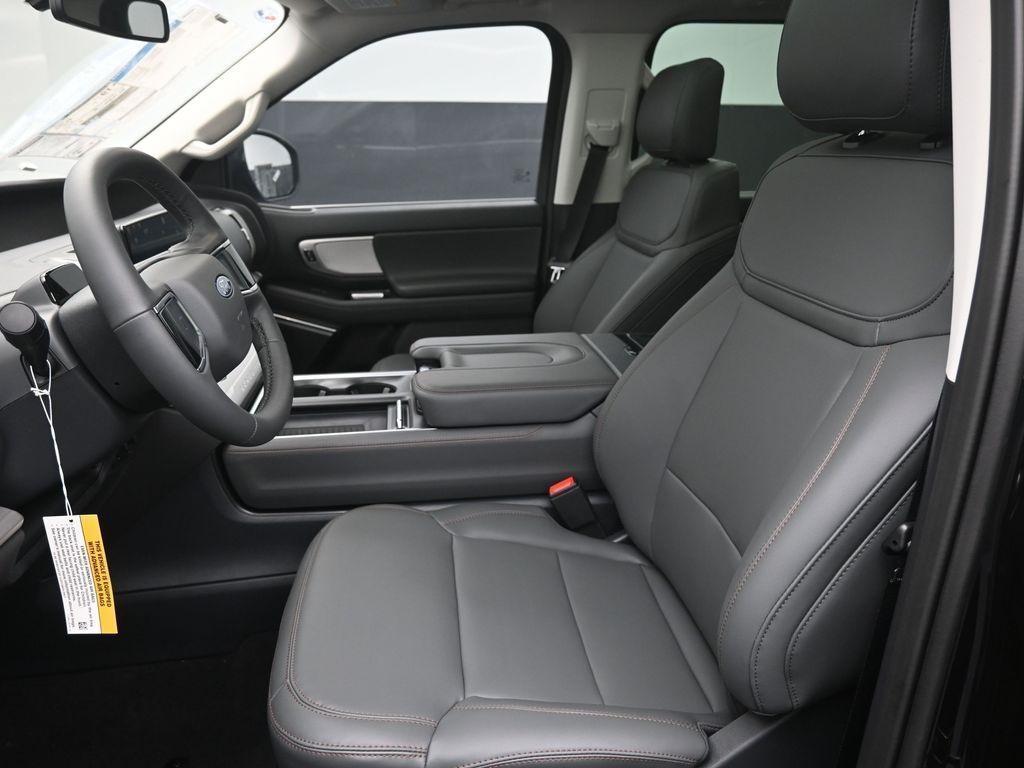 new 2025 Ford Expedition car, priced at $68,965