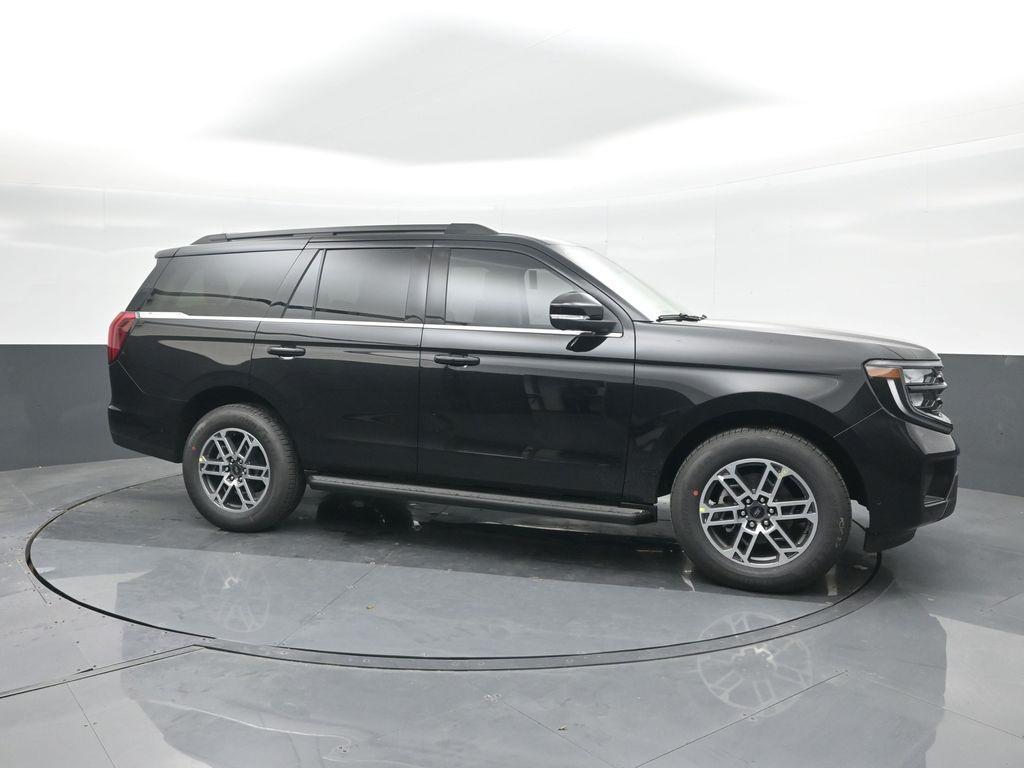new 2025 Ford Expedition car, priced at $68,965