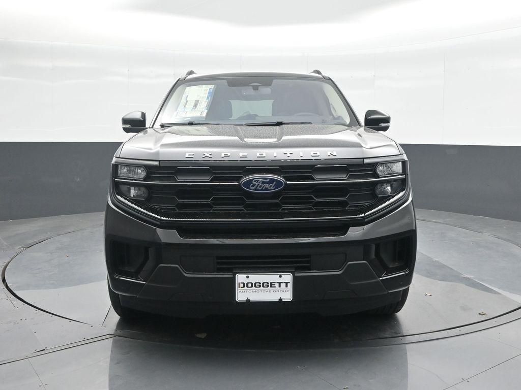 new 2025 Ford Expedition car, priced at $68,965