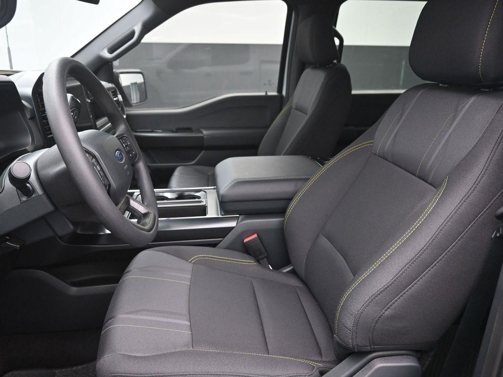 new 2025 Ford F-150 car, priced at $49,190
