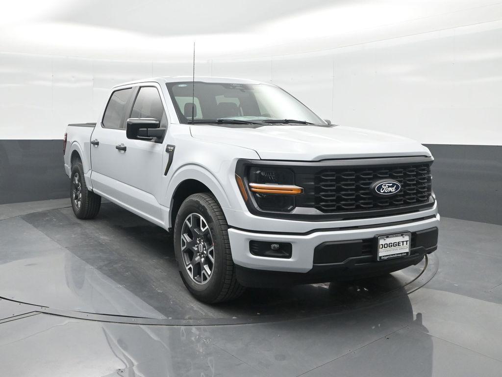 new 2025 Ford F-150 car, priced at $49,190