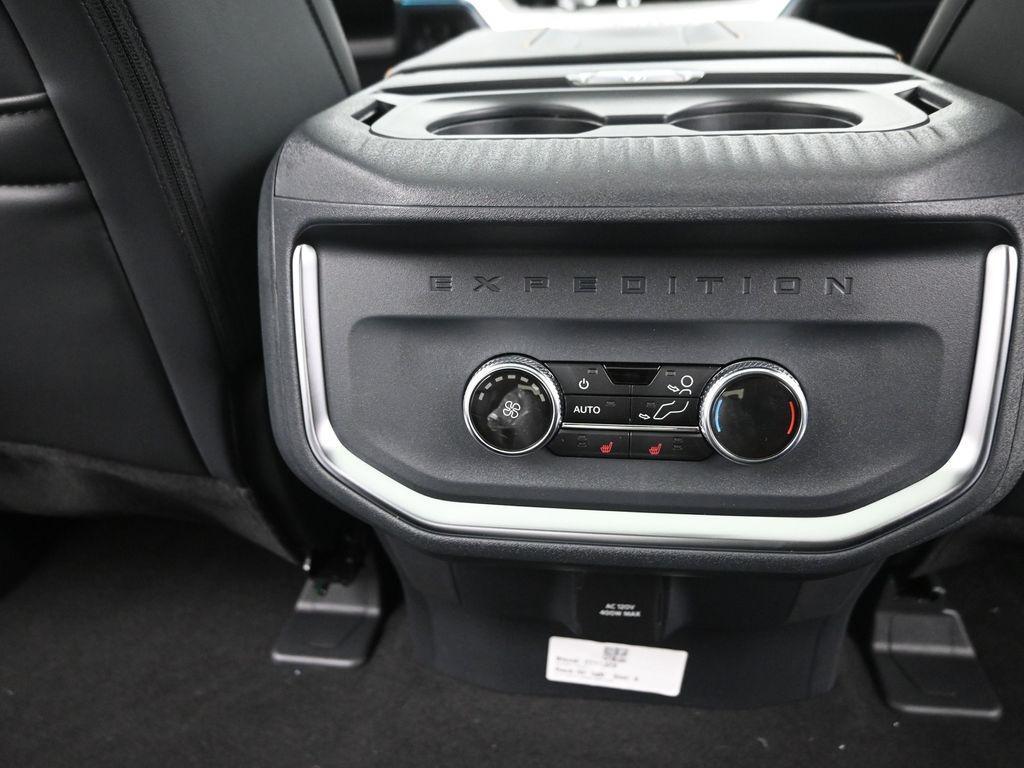 new 2025 Ford Expedition car, priced at $79,444
