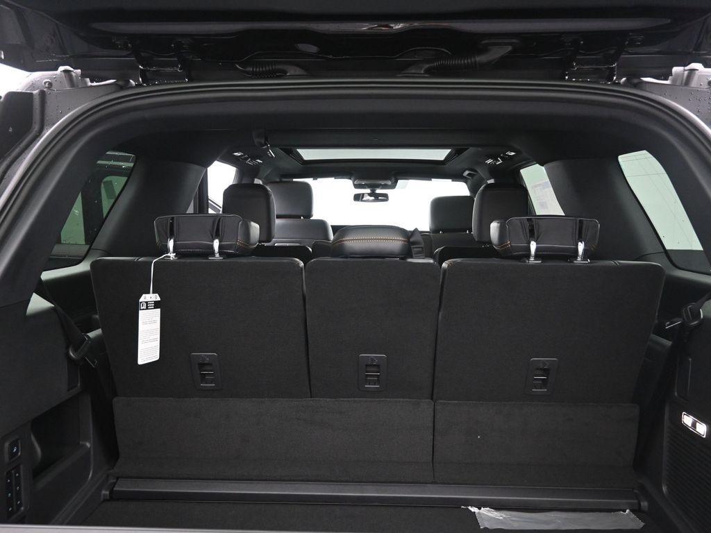 new 2025 Ford Expedition car, priced at $79,444