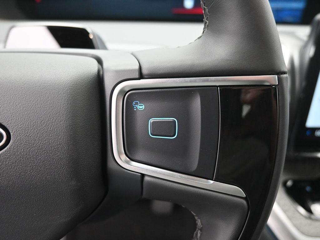 new 2025 Ford Expedition car, priced at $79,444