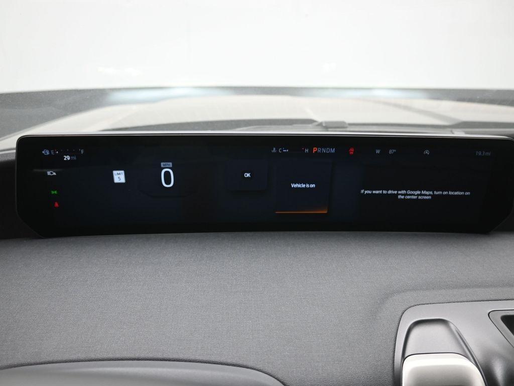 new 2025 Ford Expedition car, priced at $65,826