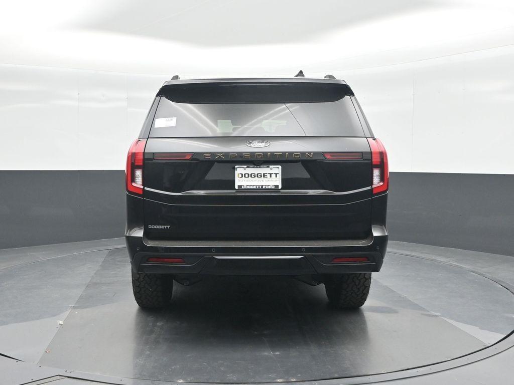 new 2025 Ford Expedition car, priced at $79,444