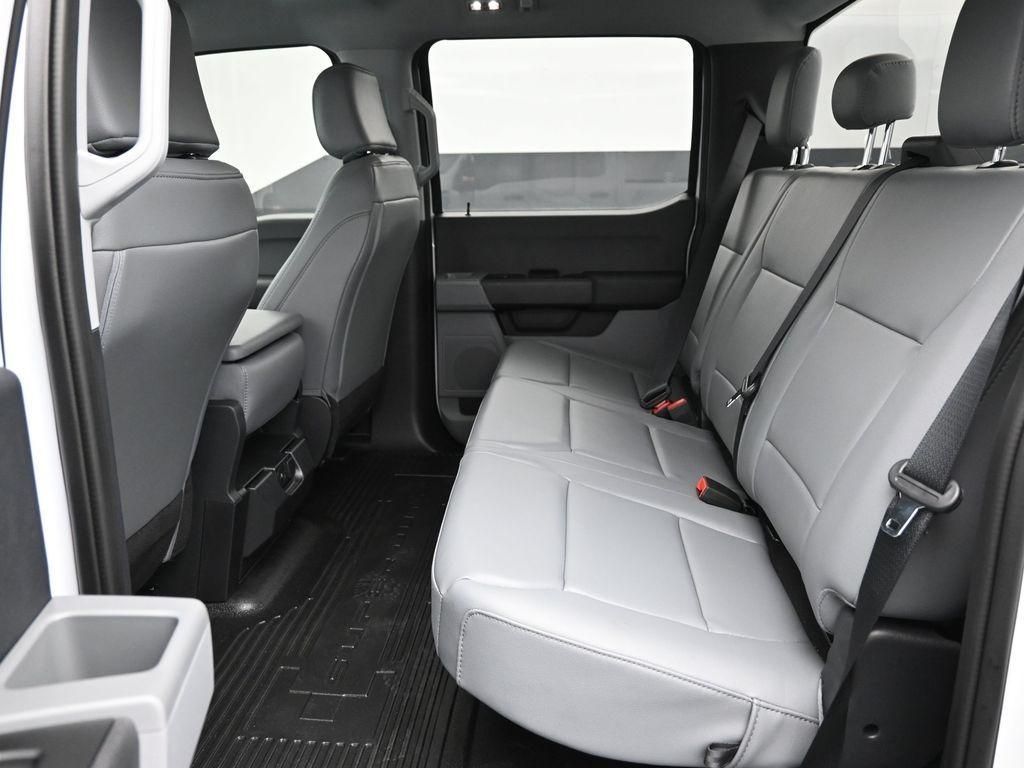 new 2025 Ford F-250 car, priced at $58,305