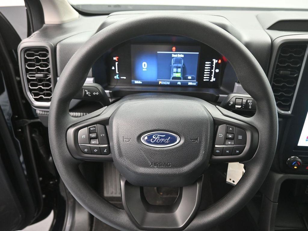 new 2025 Ford Ranger car, priced at $33,549