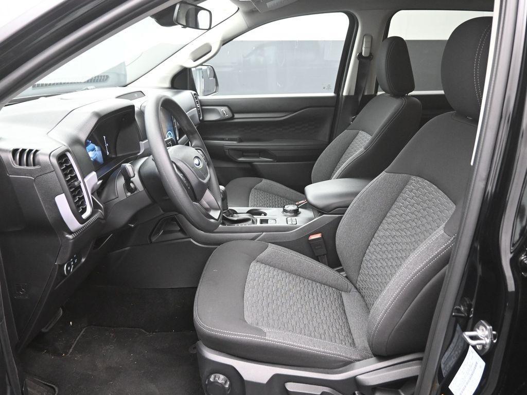 new 2025 Ford Ranger car, priced at $33,549