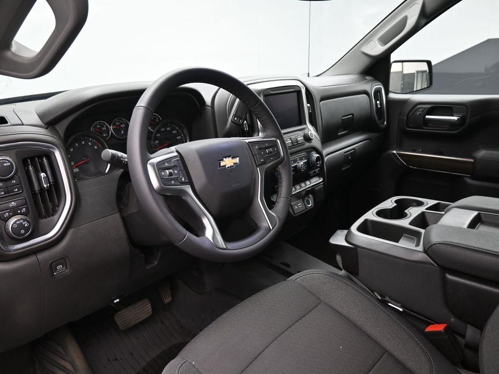 used 2022 Chevrolet Silverado 1500 Limited car, priced at $35,991
