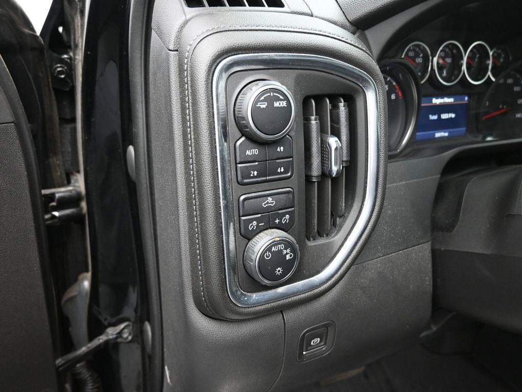 used 2022 Chevrolet Silverado 1500 Limited car, priced at $35,991