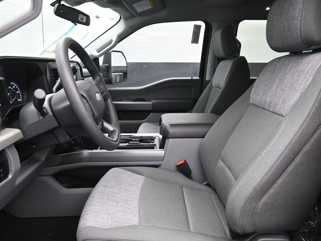 new 2025 Ford F-250 car, priced at $65,901