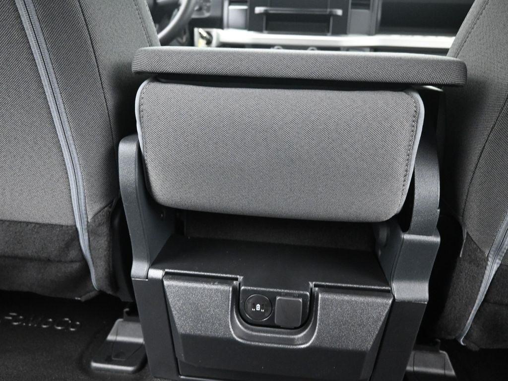 new 2025 Ford F-250 car, priced at $60,089