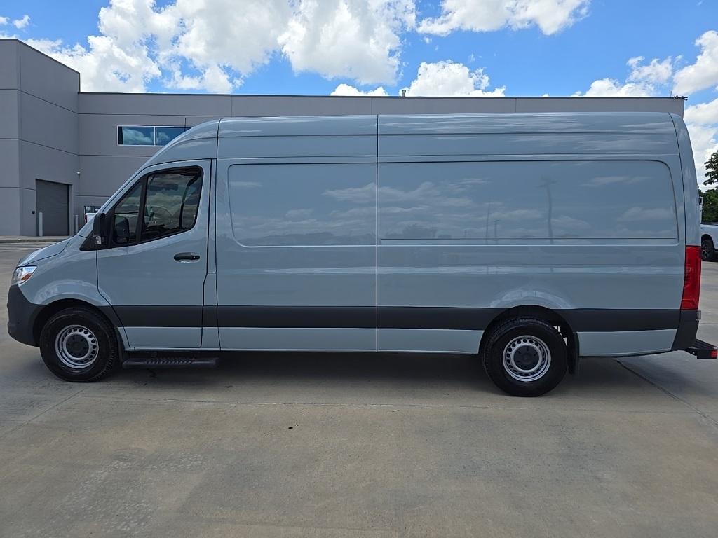 used 2024 Mercedes-Benz Sprinter 2500 car, priced at $38,387