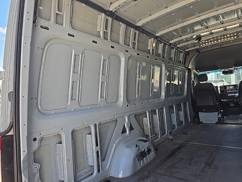 used 2024 Mercedes-Benz Sprinter 2500 car, priced at $38,387