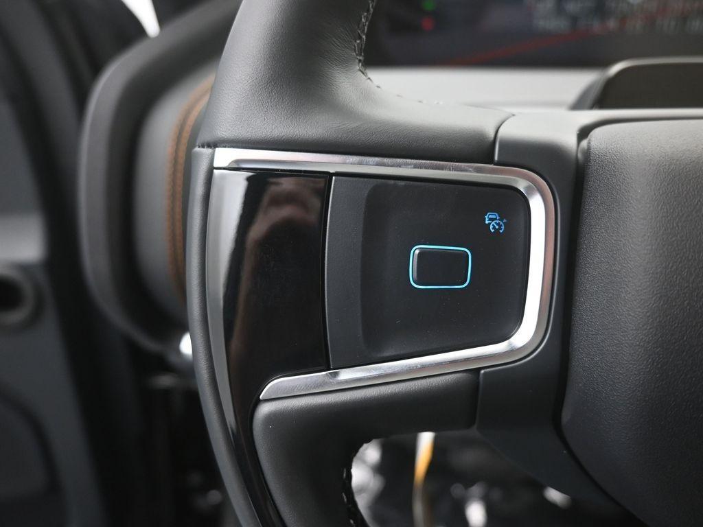 new 2025 Ford Expedition car, priced at $79,444