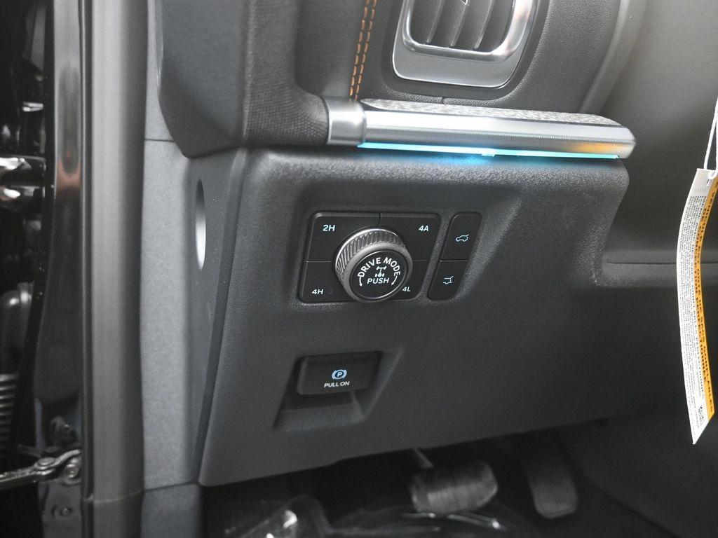 new 2025 Ford Expedition car, priced at $79,444