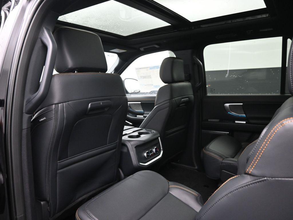 new 2025 Ford Expedition car, priced at $79,444