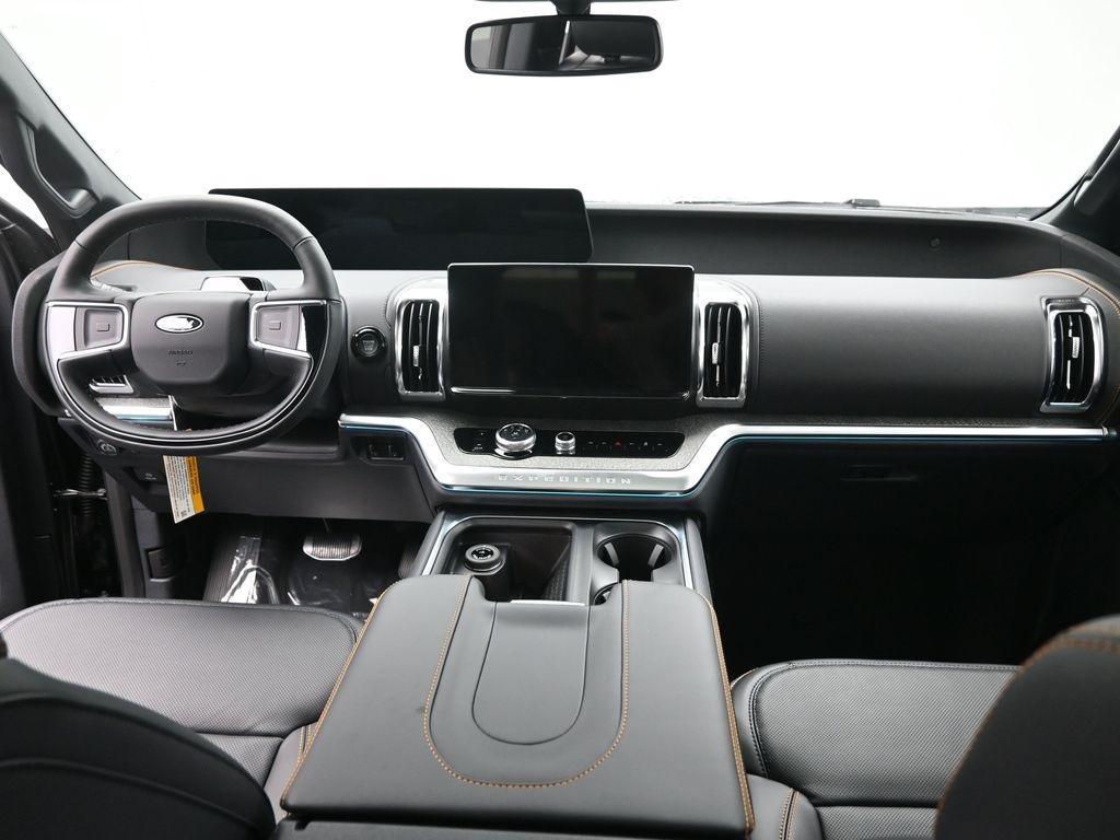 new 2025 Ford Expedition car, priced at $79,444