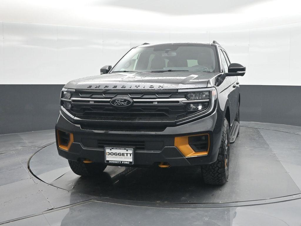 new 2025 Ford Expedition car, priced at $79,444