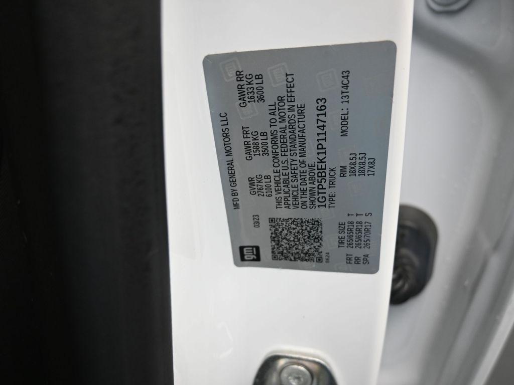 used 2023 GMC Canyon car, priced at $32,567