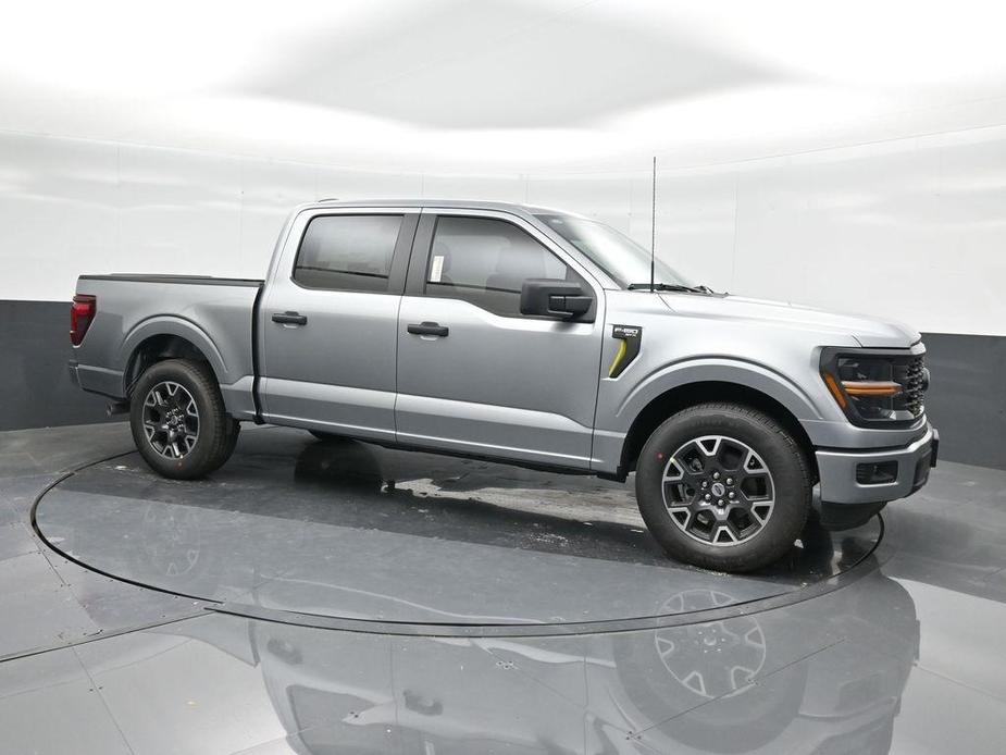 new 2024 Ford F-150 car, priced at $37,699