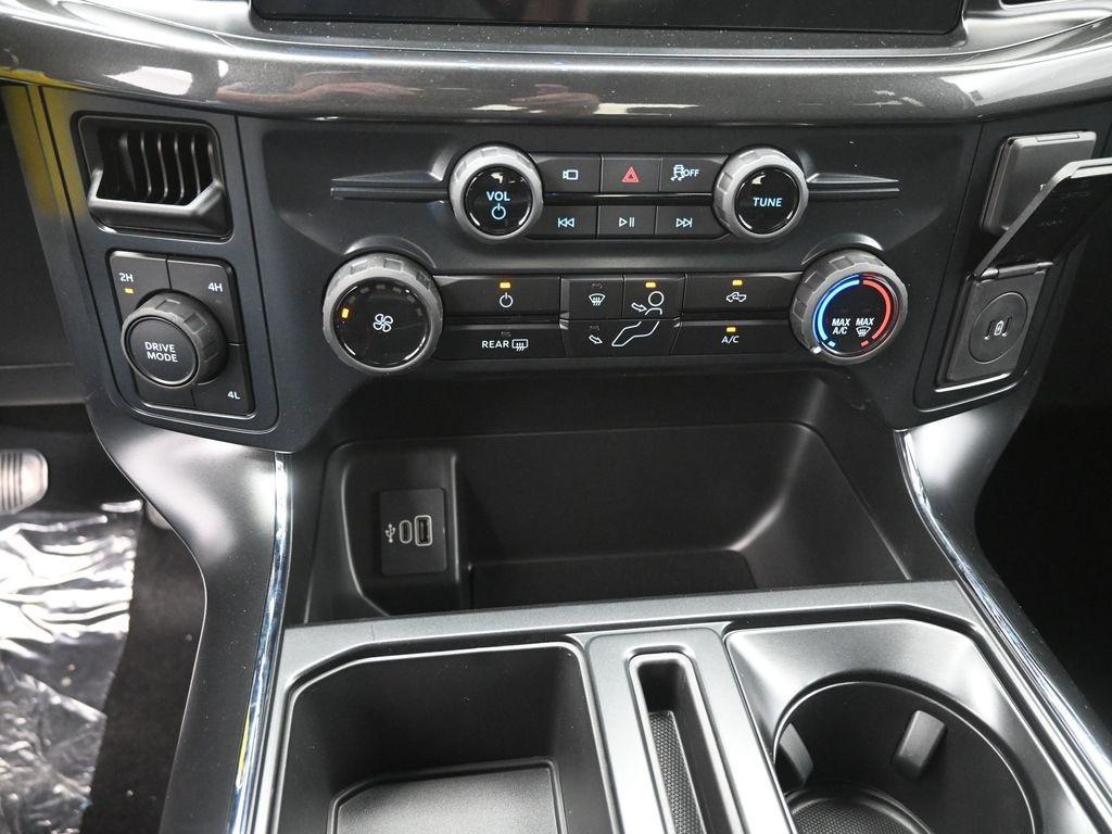 new 2025 Ford F-150 car, priced at $55,860