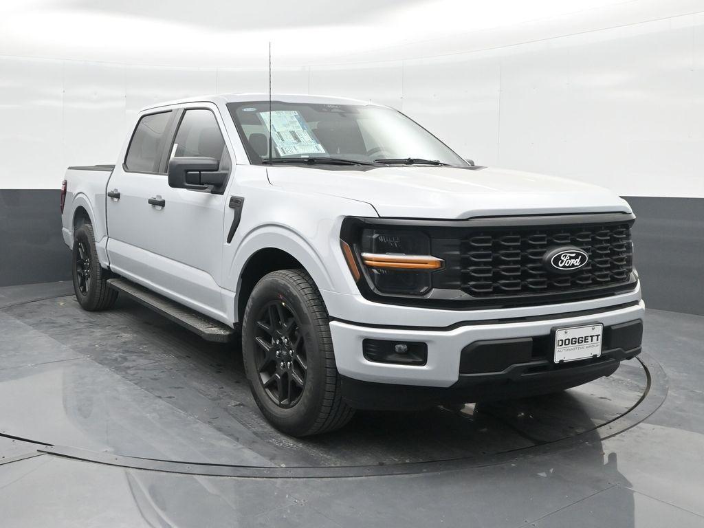 new 2025 Ford F-150 car, priced at $43,894