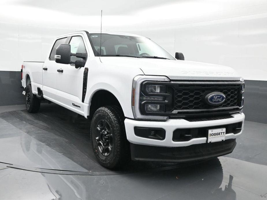 new 2024 Ford F-250 car, priced at $61,750