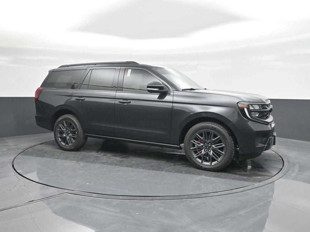 new 2025 Ford Expedition car, priced at $79,126