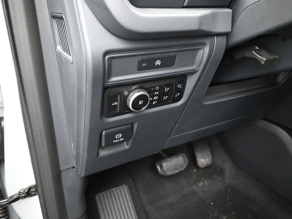 new 2025 Ford F-150 car, priced at $56,395