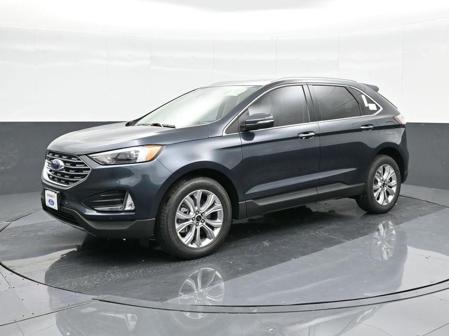 new 2024 Ford Edge car, priced at $36,637