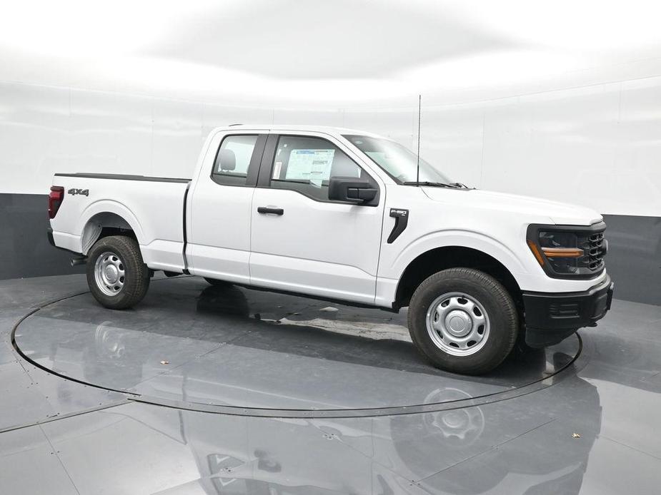 new 2024 Ford F-150 car, priced at $39,010