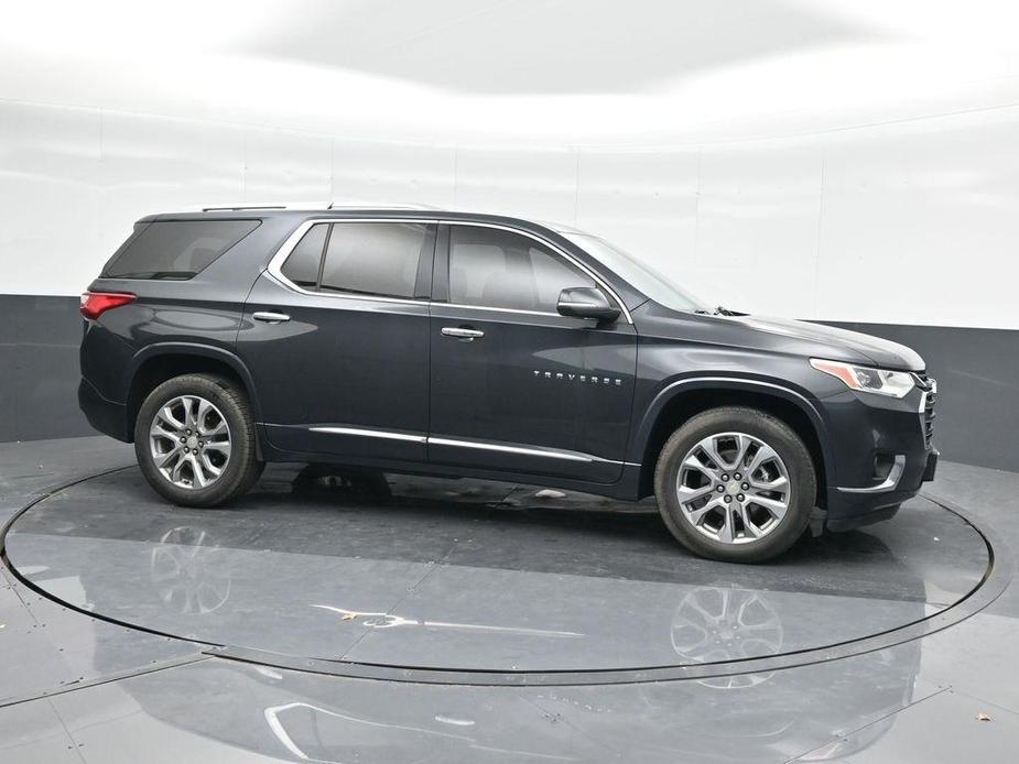 used 2021 Chevrolet Traverse car, priced at $31,991