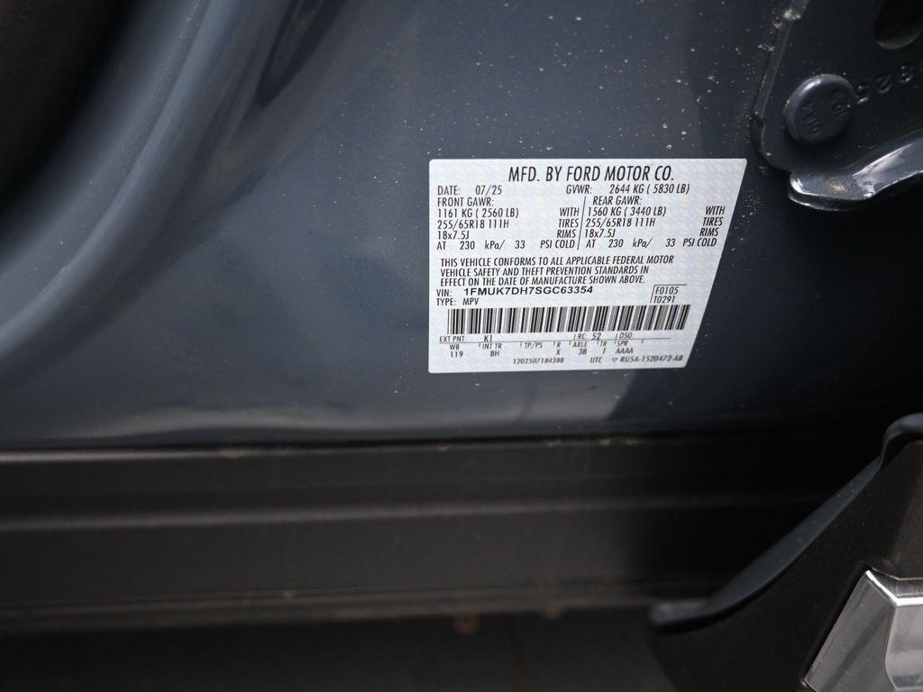 new 2025 Ford Explorer car, priced at $37,361