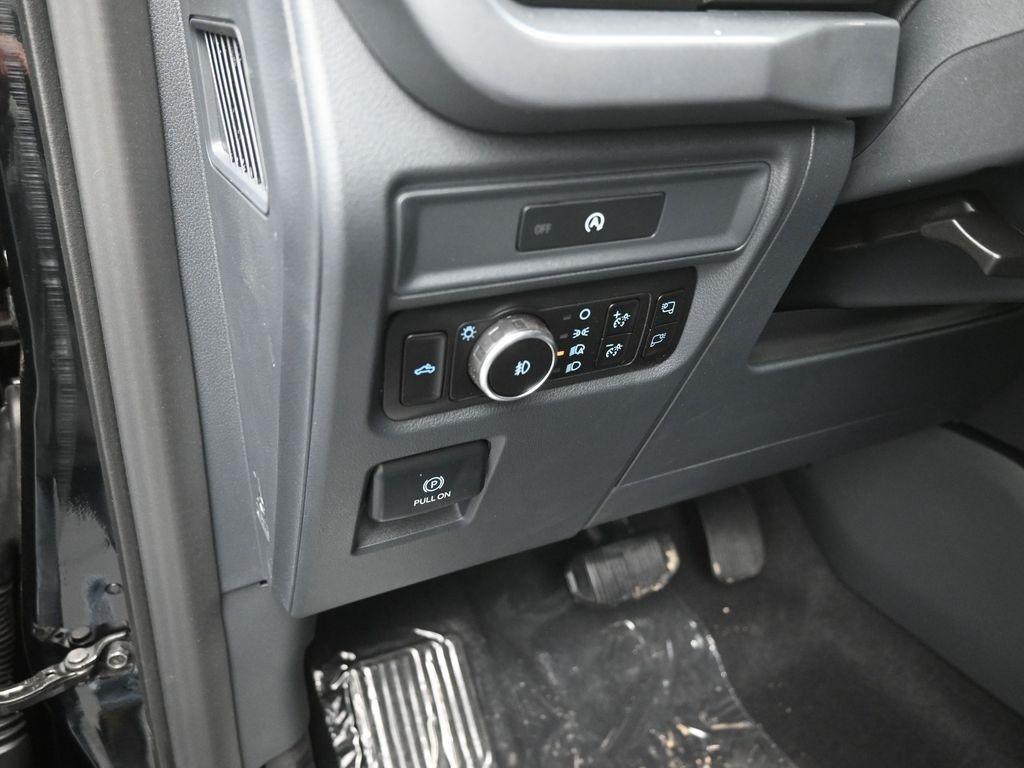 new 2025 Ford F-150 car, priced at $54,673