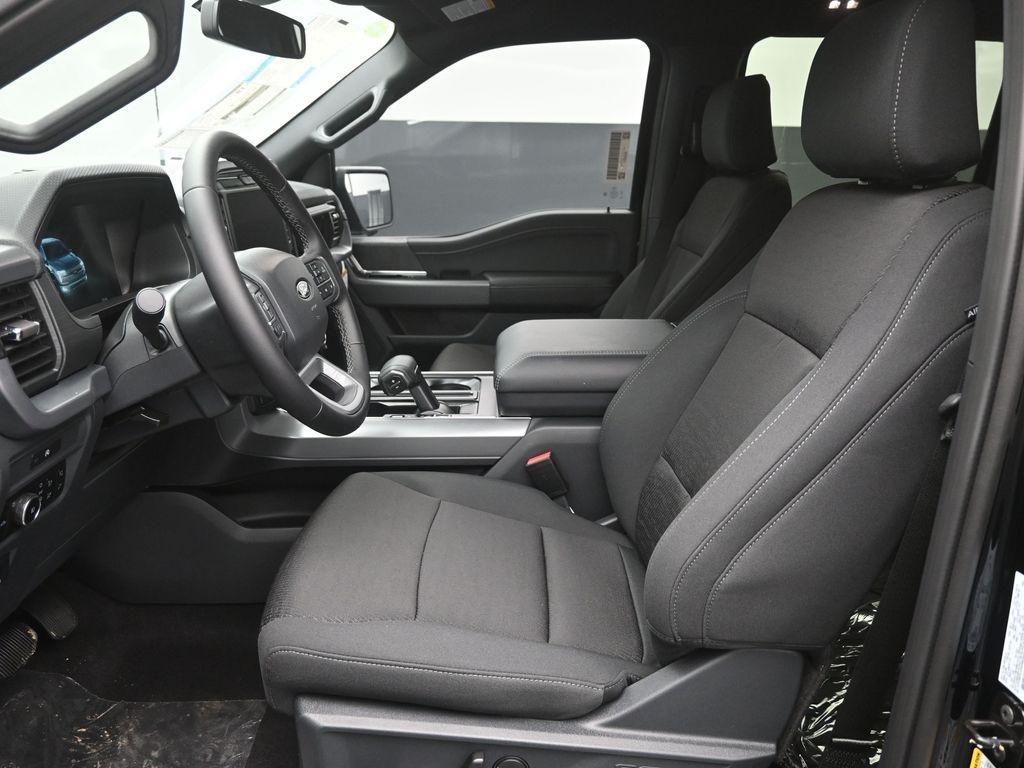 new 2025 Ford F-150 car, priced at $54,673