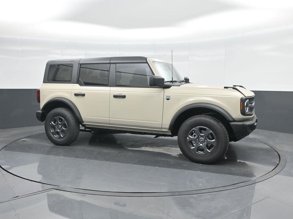 new 2025 Ford Bronco car, priced at $41,477
